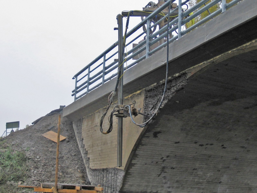 Maximize Hydrodemolition Productivity for Bridge Repair Applications with These 3 Attachments
