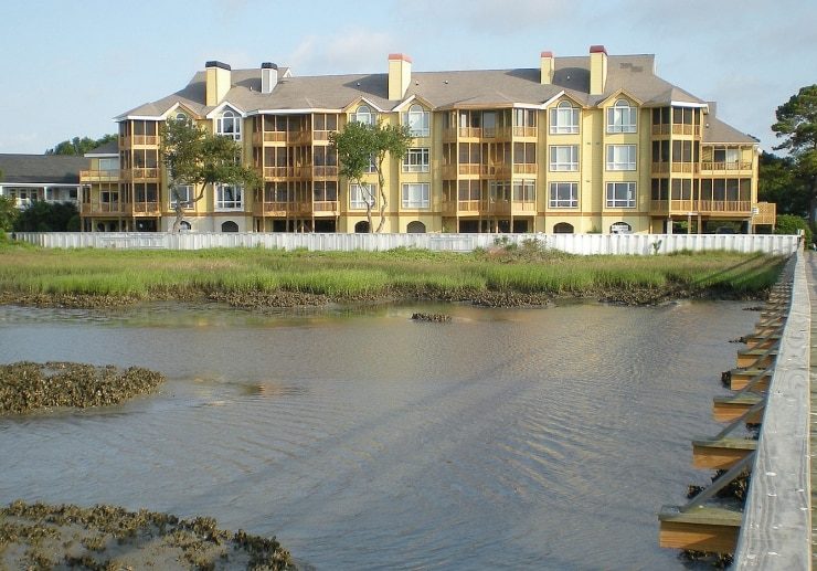 CMI’s AlumiGuard™ Protects Property, Saves Money for Simmons Pointe Residents