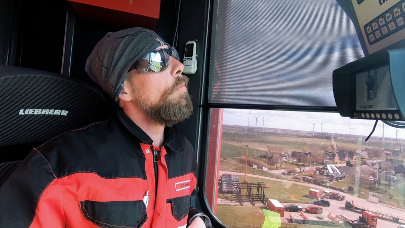 Liebherr MK88 Plus Operator