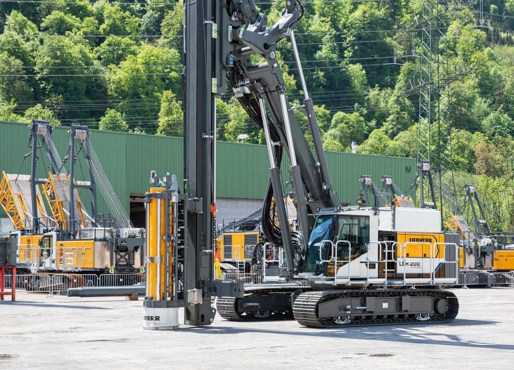 The new piling rig from Liebherr: LRH 200 unplugged.