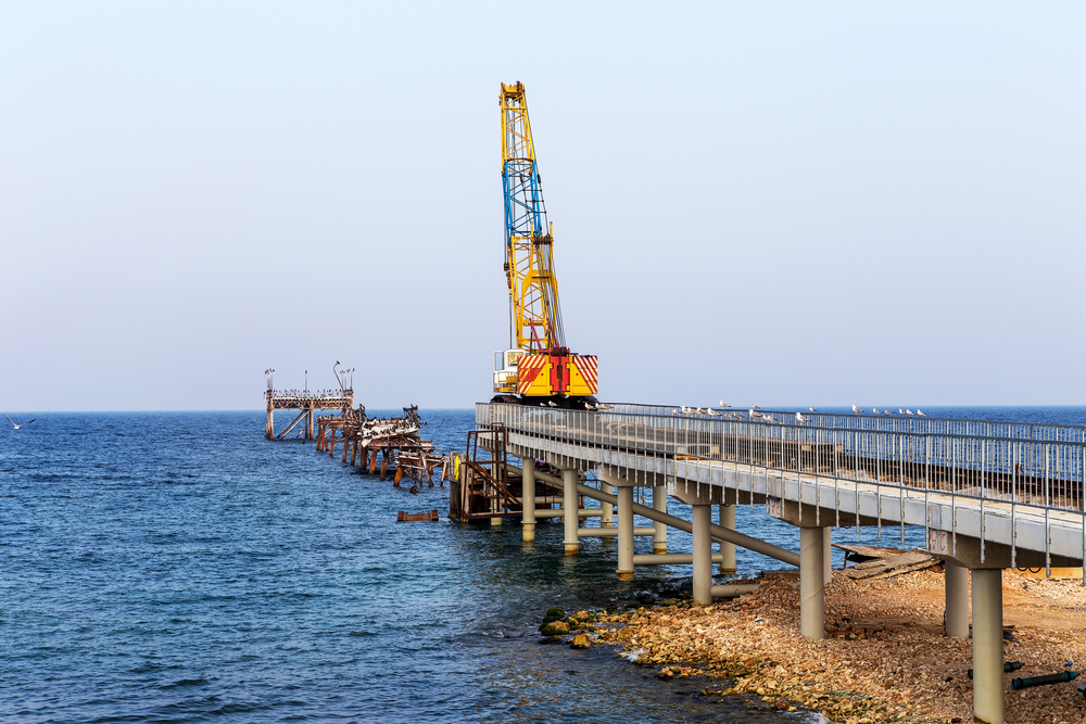 Insurance providers with experience in marine operations can better assess risks tied to barges, cranes, and underwater hazards. Contractors benefit from faster claims handling and more accurate policy alignment when working with knowledgeable partners.