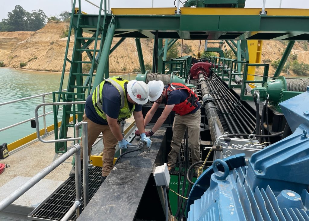 Modern guidance systems combine GNSS data with motion sensors to monitor pile angle, depth and position in real time. This integrated approach improves safety and quality control throughout the entire installation process. Photo Credit: Measutronics