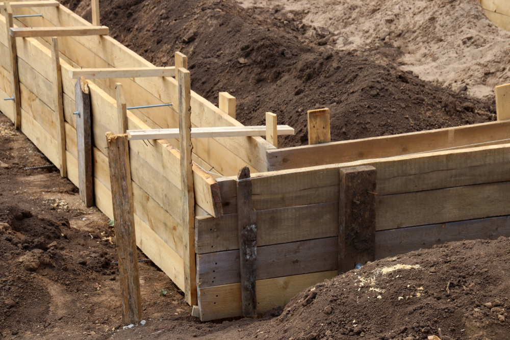 Engineered wood panels and lumber formwork are commonly reused across multiple pours and projects. This reuse improves jobsite efficiency and reduces material waste compared to permanent forming methods.