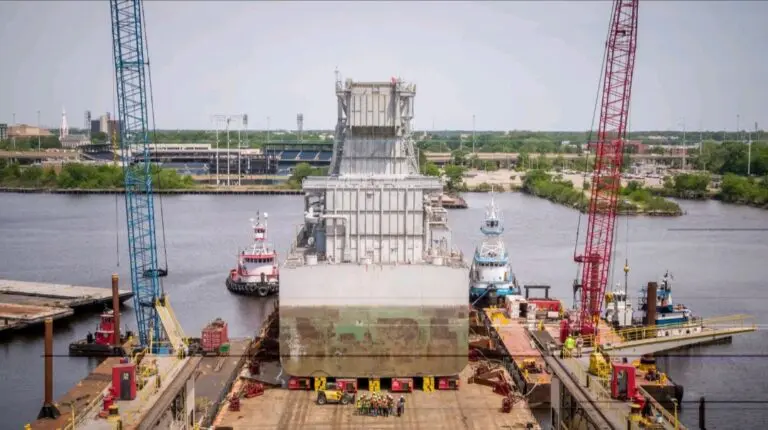 Marine contractors rely on timber stabilization systems to manage dynamic forces caused by vessel motion, lifting, and repositioning. Properly designed timber supports improve safety during temporary transport and staging operations. Photo Credit: Ritter Forest Products